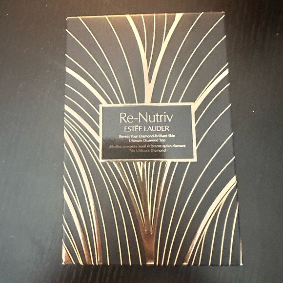 Estée Lauder Re-Nutriv Ultimate Diamond Trio